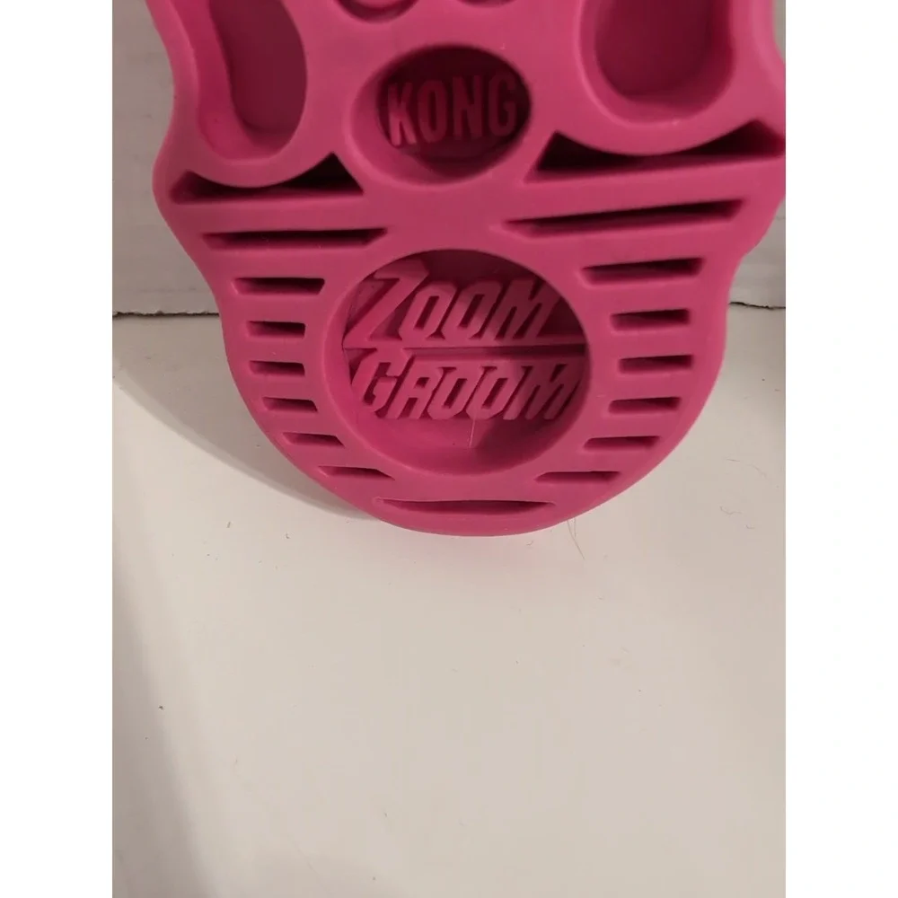 KONG ZoomGroom Multi-Use Gentle Rubber Dog Grooming Brush- Large 4.75